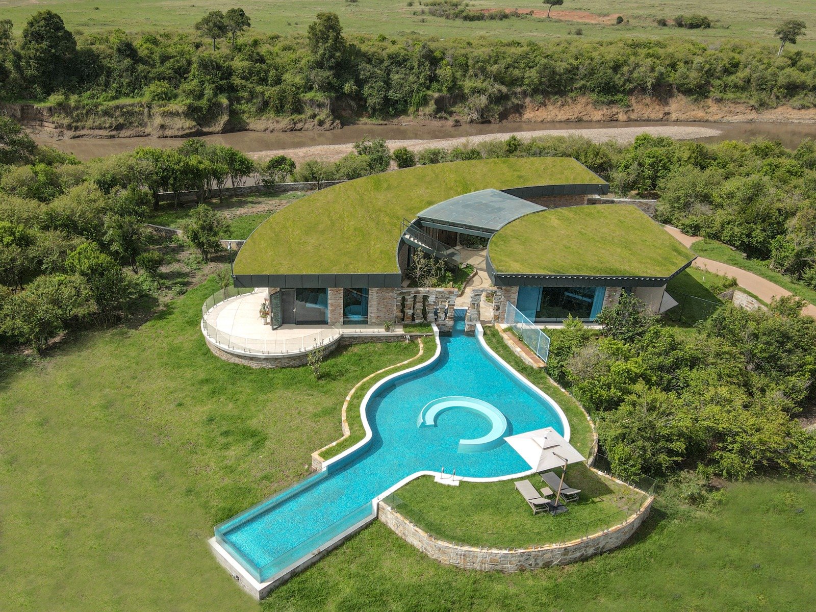 Prestine Mara Bay lodge